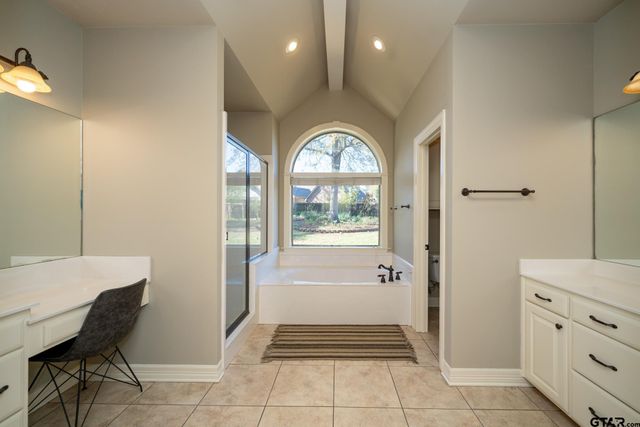 104 Glen Rose Trail, White Oak, TX 75693