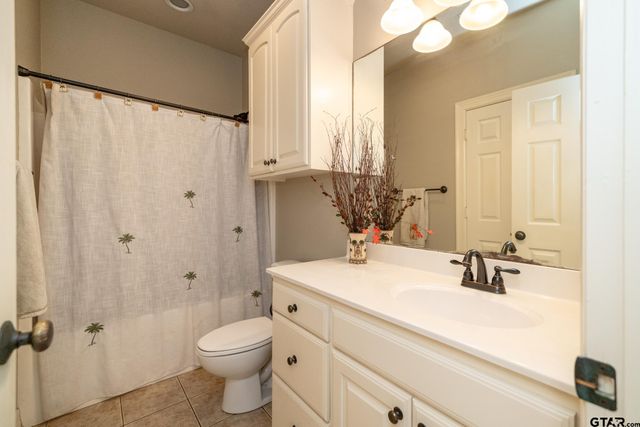 104 Glen Rose Trail, White Oak, TX 75693