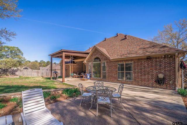 104 Glen Rose Trail, White Oak, TX 75693