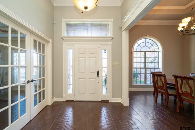 104 Glen Rose Trail, White Oak, TX 75693