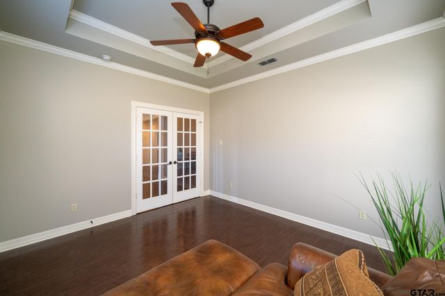 104 Glen Rose Trail, White Oak, TX 75693