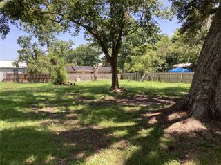 125 Shady Lane, West Columbia, TX 77486