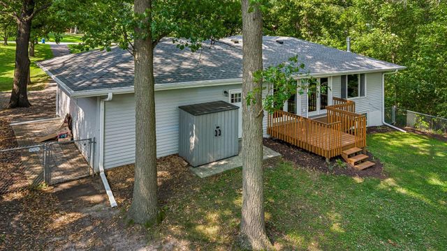 15869 Randall Lane, Minnetonka, MN 55345