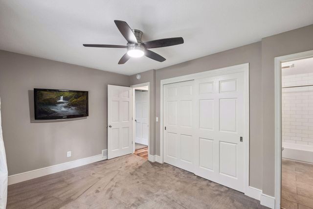 15869 Randall Lane, Minnetonka, MN 55345