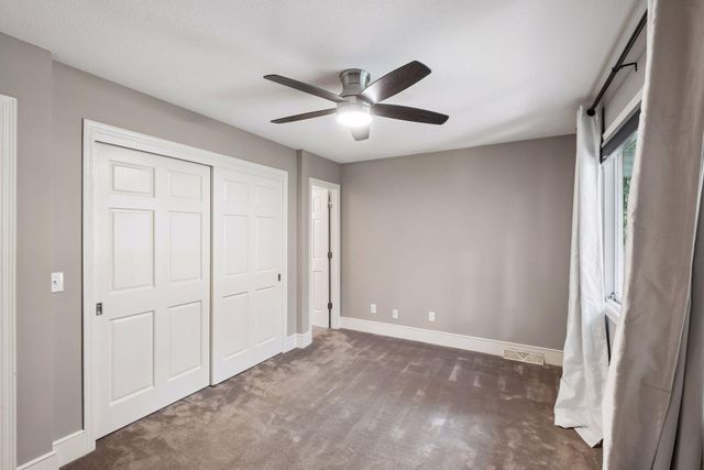 15869 Randall Lane, Minnetonka, MN 55345