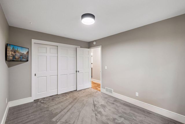 15869 Randall Lane, Minnetonka, MN 55345