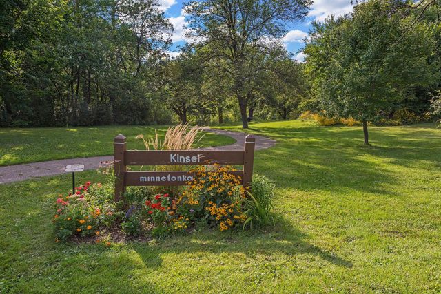 15869 Randall Lane, Minnetonka, MN 55345