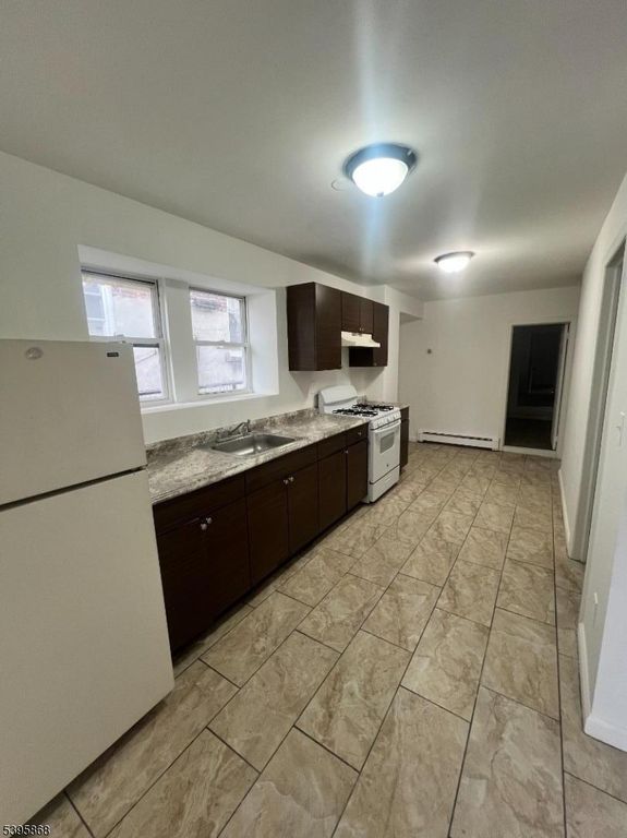 100 Beech St, Paterson City, NJ 07501