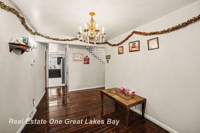 2437 Barnard Street, Saginaw, MI 48602