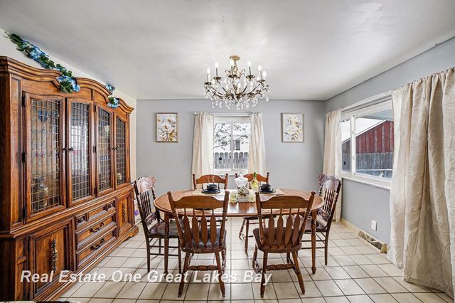 2437 Barnard Street, Saginaw, MI 48602