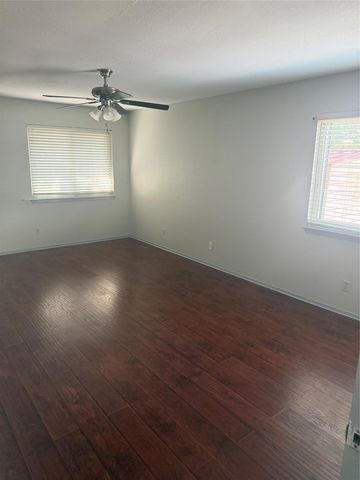 7604 Bender DR, Austin, TX 78749