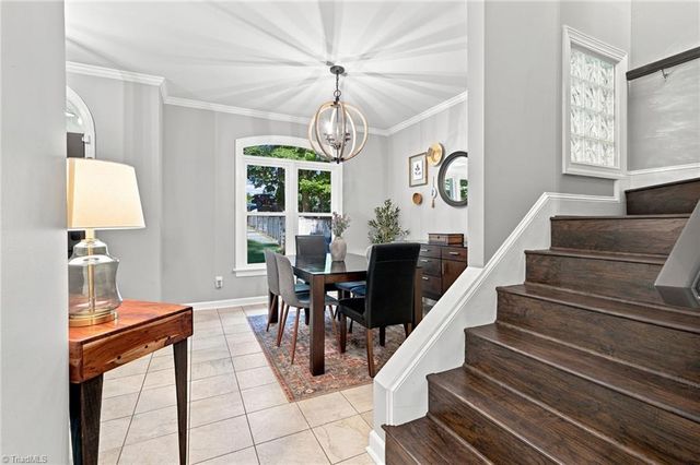 6808 Fox Horn Circle, Pfafftown, NC 27040
