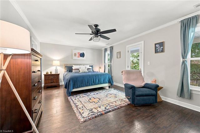 6808 Fox Horn Circle, Pfafftown, NC 27040
