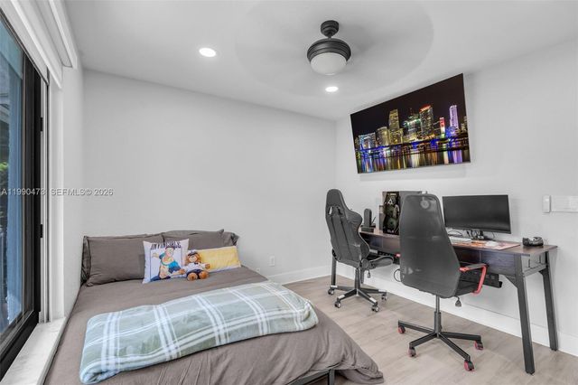 2920 Old Orchard Rd, Davie, FL 33328