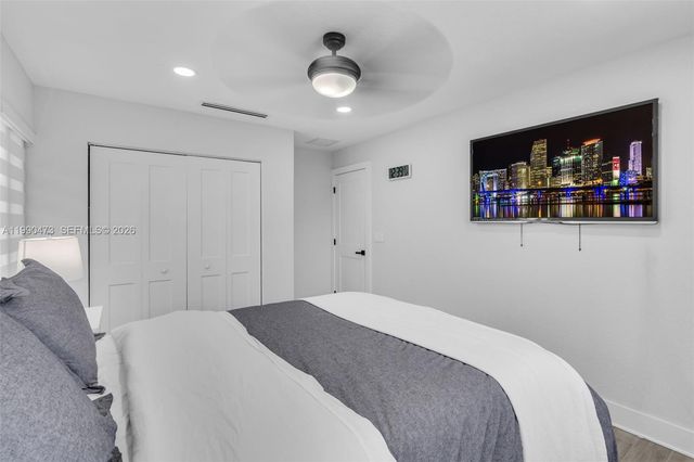 2920 Old Orchard Rd, Davie, FL 33328