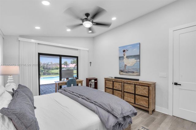 2920 Old Orchard Rd, Davie, FL 33328