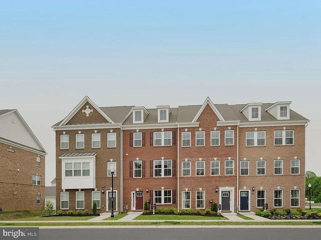 10600 ROUNDSTONE LN, White Plains, MD 20695