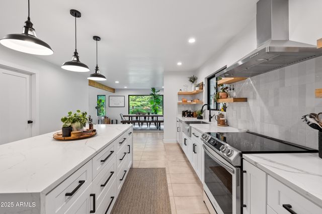 11120 E Brooks Lane, Cornville, AZ 86325