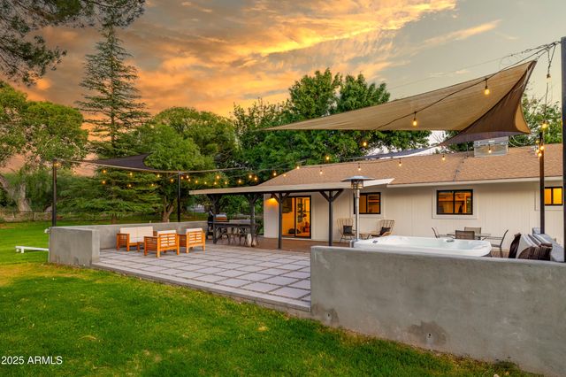 11120 E Brooks Lane, Cornville, AZ 86325