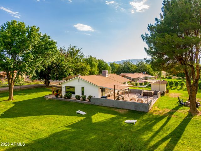 11120 E Brooks Lane, Cornville, AZ 86325