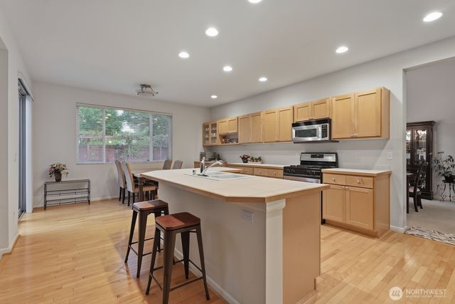 1220 68th Street SE, Auburn, WA 98092