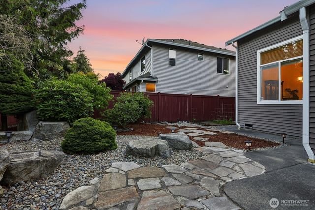 1220 68th Street SE, Auburn, WA 98092