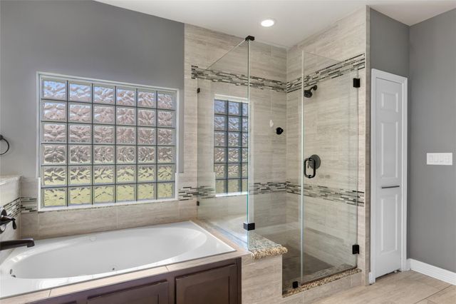 514 Carriage View Lane, Houston, TX 77336