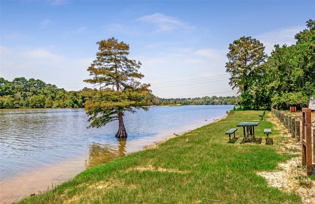 514 Carriage View Lane, Houston, TX 77336