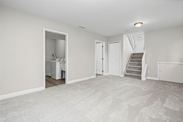 2660 Pontiac Lake Road, Waterford Charter Township, MI 48328
