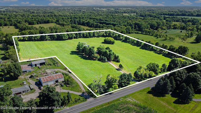 3888 W Barnes Road, Mason, MI 48854