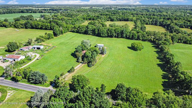 3888 W Barnes Road, Mason, MI 48854