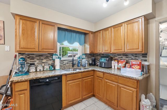 6118 Boothbay Drive, Toledo, OH 43615