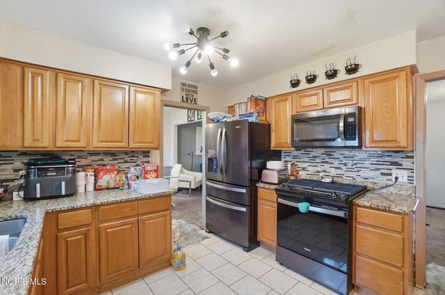6118 Boothbay Drive, Toledo, OH 43615