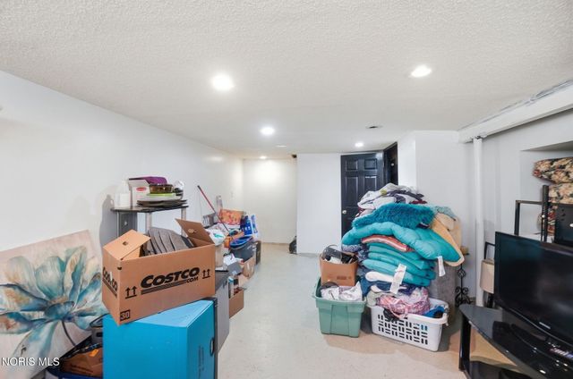 6118 Boothbay Drive, Toledo, OH 43615