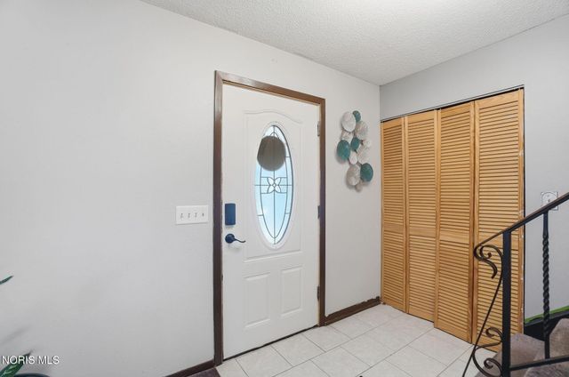 6118 Boothbay Drive, Toledo, OH 43615