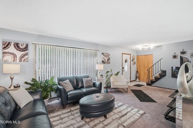 6118 Boothbay Drive, Toledo, OH 43615