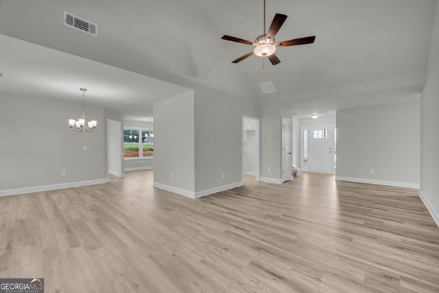 1347 S Fairview Road, Lavonia, GA 30553