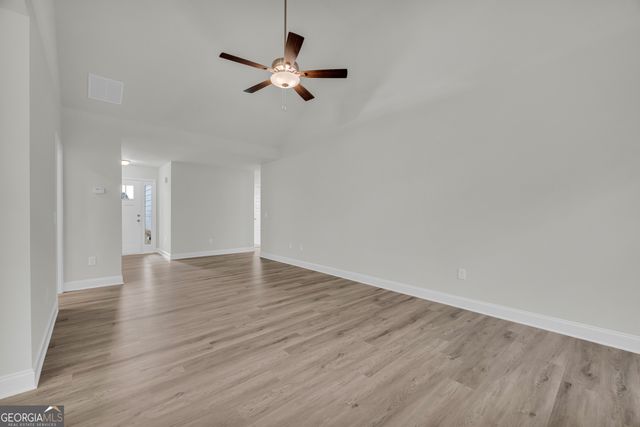 1347 S Fairview Road, Lavonia, GA 30553