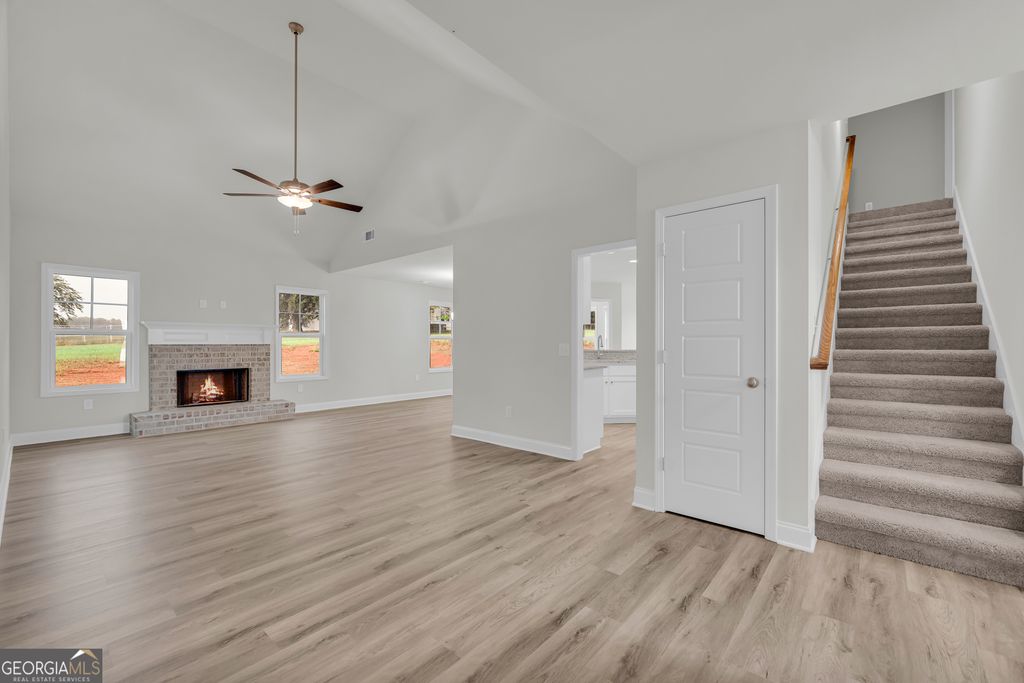 1347 S Fairview Road, Lavonia, GA 30553 — photo 2