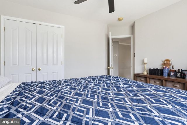 18214 ROCKLAND DR, Hagerstown, MD 21740