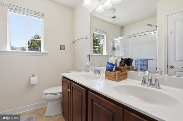 18214 ROCKLAND DR, Hagerstown, MD 21740
