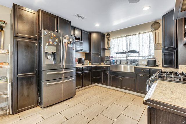 1420 Golder Ave, Odessa, TX 79761