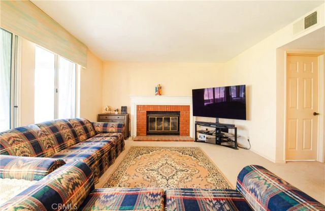 5044 Allington St, Lakewood, CA 90712