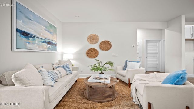 10 Bottom Board Court, Ridgeland, SC 29936