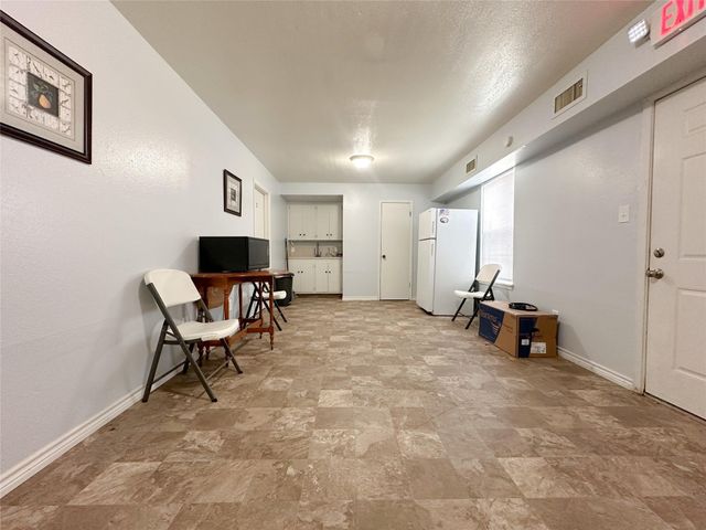 702 N Richmond, Wharton, TX 77488