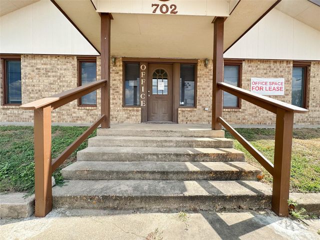 702 N Richmond, Wharton, TX 77488