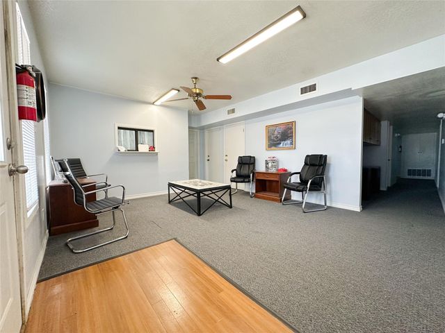 702 N Richmond, Wharton, TX 77488