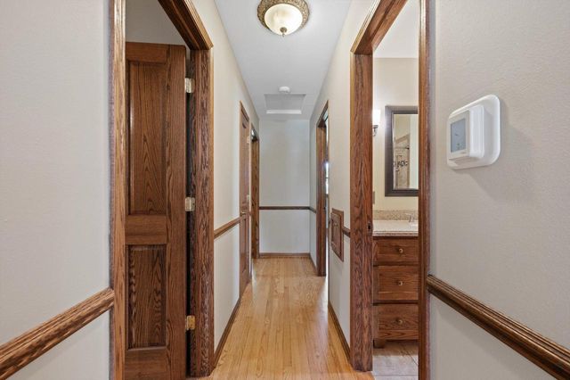 949 Hickory Hill PARKWAY, Hubertus, WI 53033