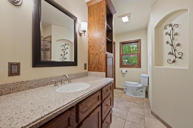 949 Hickory Hill PARKWAY, Hubertus, WI 53033