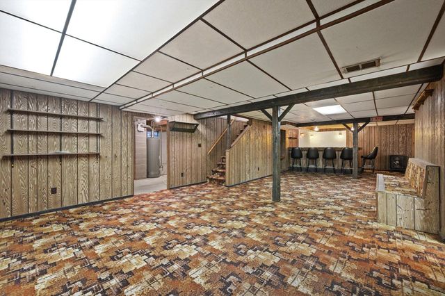 949 Hickory Hill PARKWAY, Hubertus, WI 53033